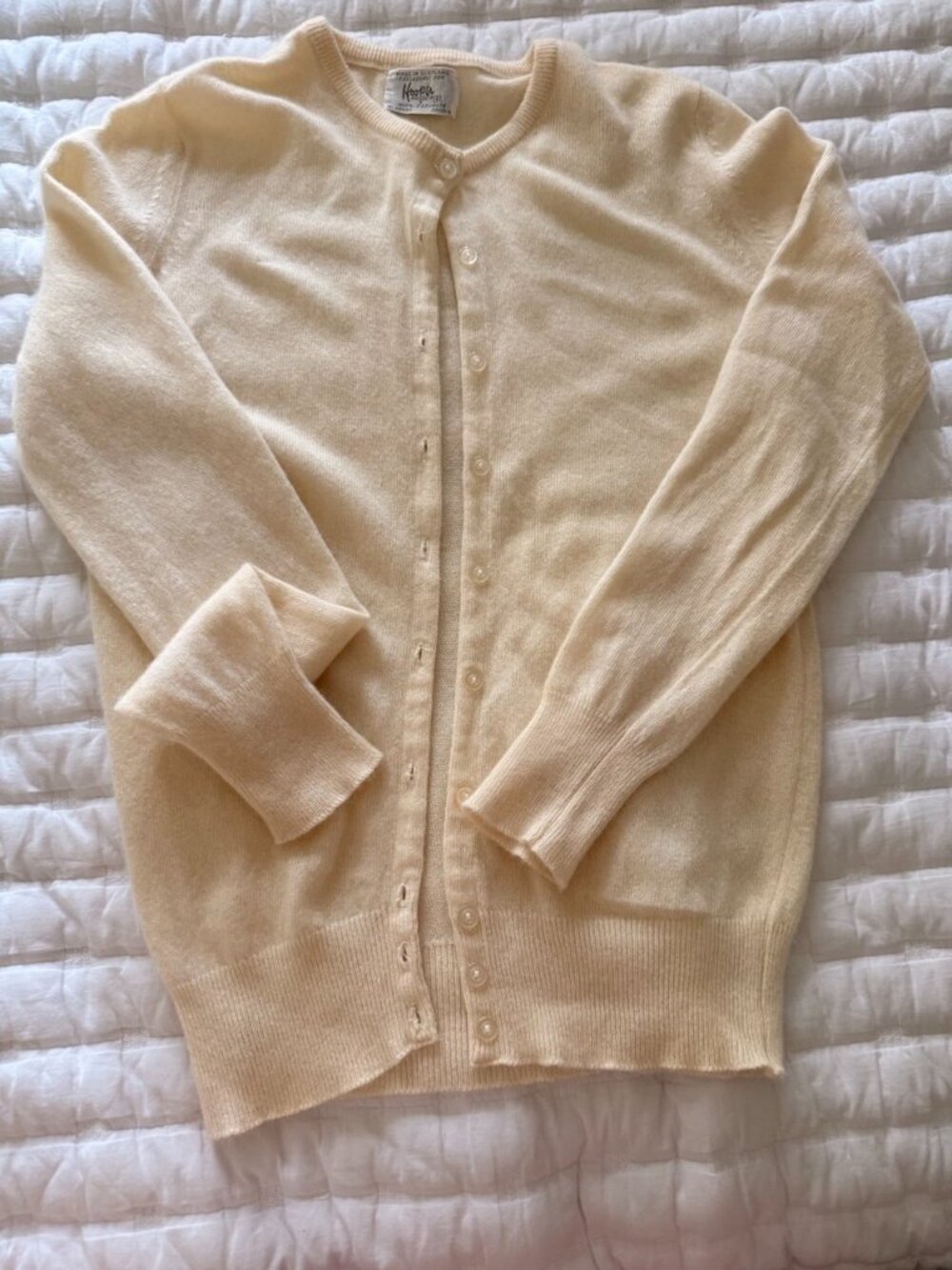 Vintage Forsyth Scotland 100% Cashmere Cardigan Ivory Cream